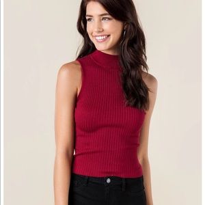 Francesca’s Gwynn Rib Mock Neck Crop